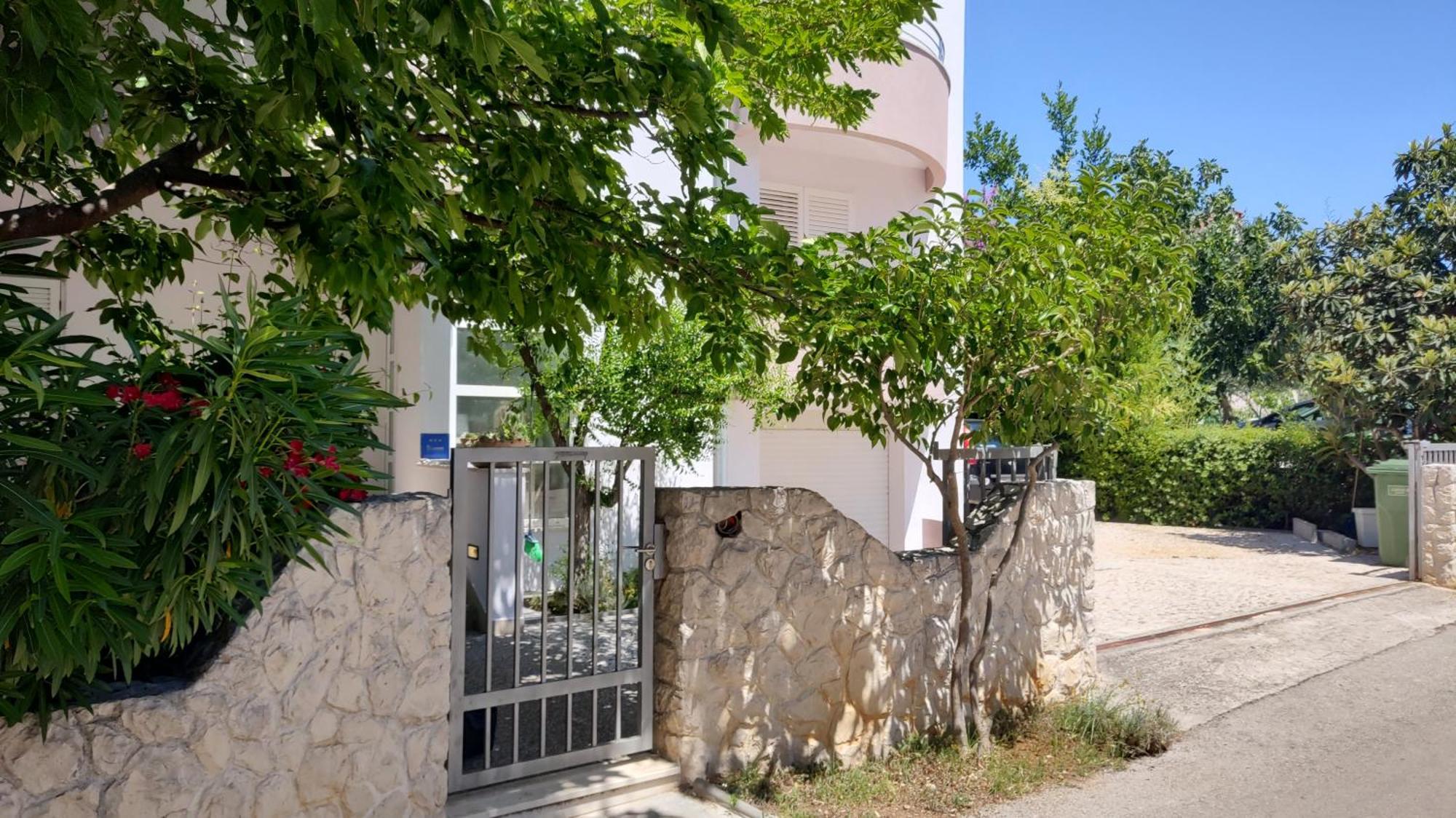 Romantic Oasis Apartment Zadar