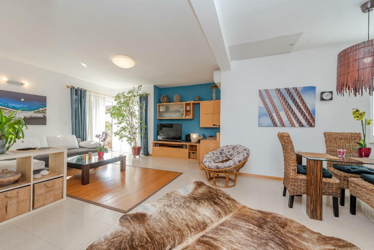 Romantic Oasis Apartman *