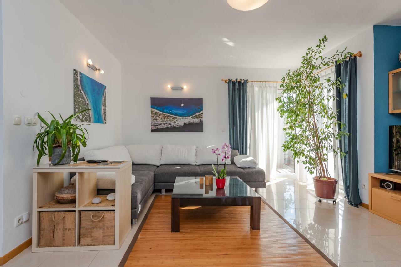 Romantic Oasis Apartment